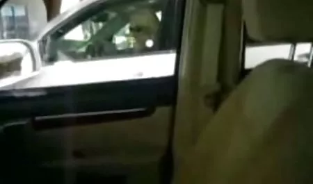 پسر یک مرغ آشنا را ماساژ داد و کانال سوپر خفن تمایل به رابطه جنسی داشت