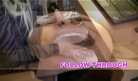عوضی برهنه در ساحل آفتاب می گیرند دانلود فیلم سوپر در کانال تلگرام و در مورد رابطه جنسی آرزو می کنند