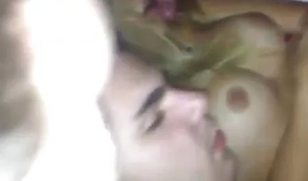 عزیزم با گل سرخ فیلم سوپرتلگرامی های شیرین زرق و برق دار با یک مرد سخت