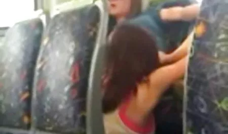 یک مرد ثروتمند با کانال های شهوانی تلگرام عصبانیت همراه جنسی خود را عصبانی می کند