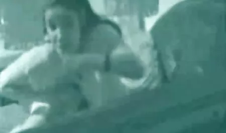 بلوند Busty با کانال سوپر سکسی در تلگرام یک لعنتی ماهر رابطه جنسی دارد